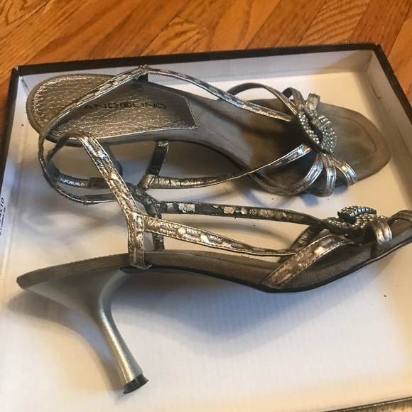 Bandolino silver strappy sling backs - Picture 3 of 4